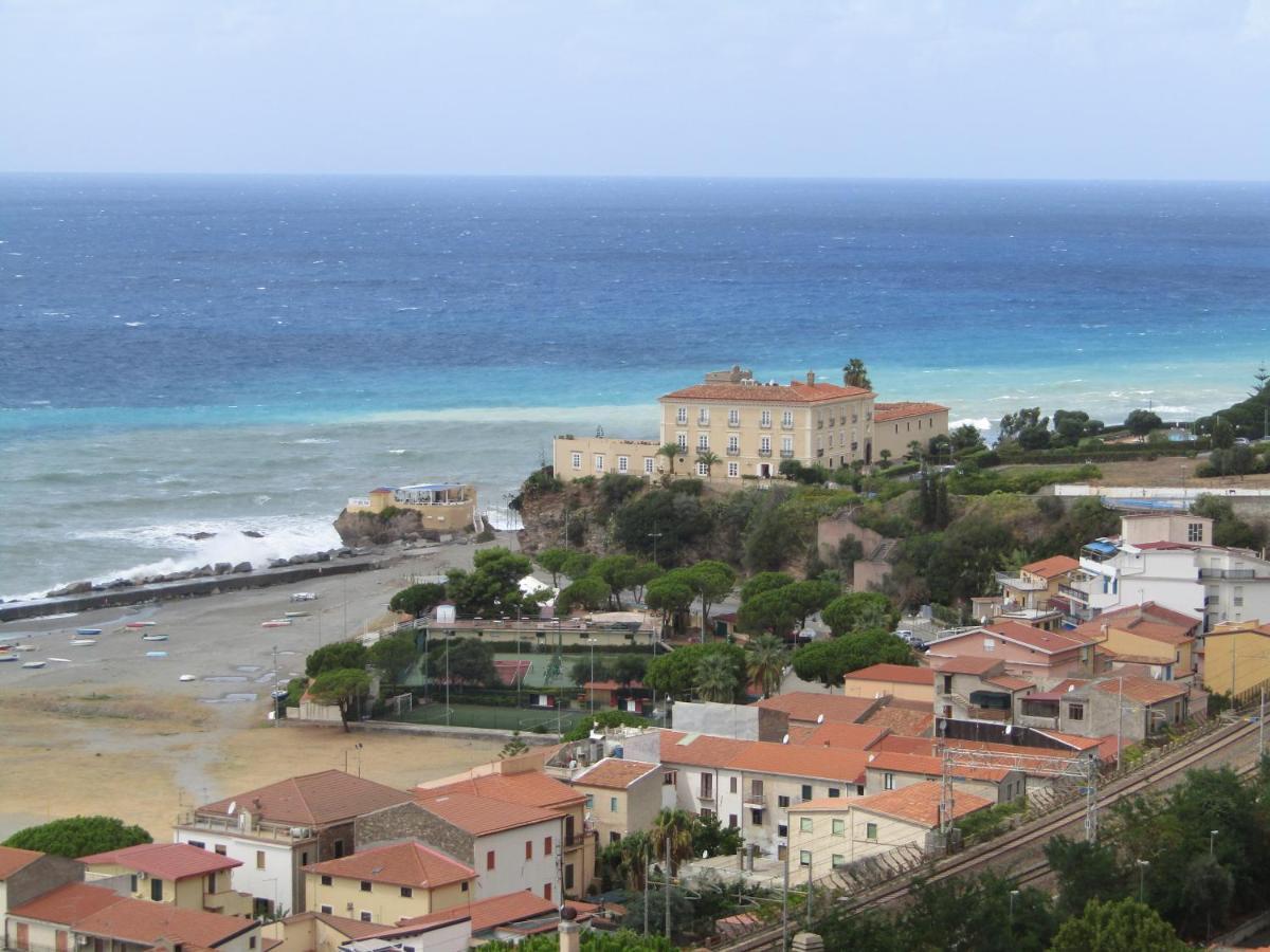 דירות קוסנזה Montesanto 116 מראה חיצוני תמונה